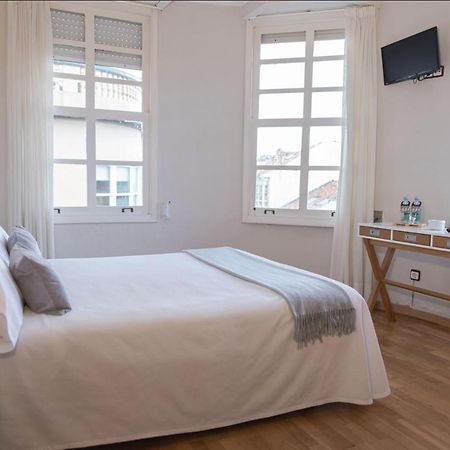Hostal Zahara Ferrol Zewnętrze zdjęcie
