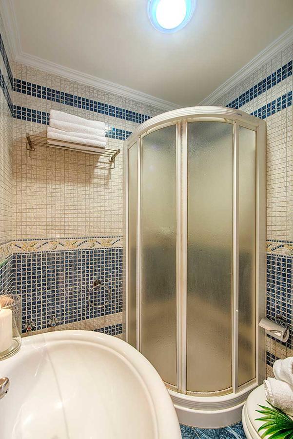 Hostal Zahara Ferrol Zewnętrze zdjęcie