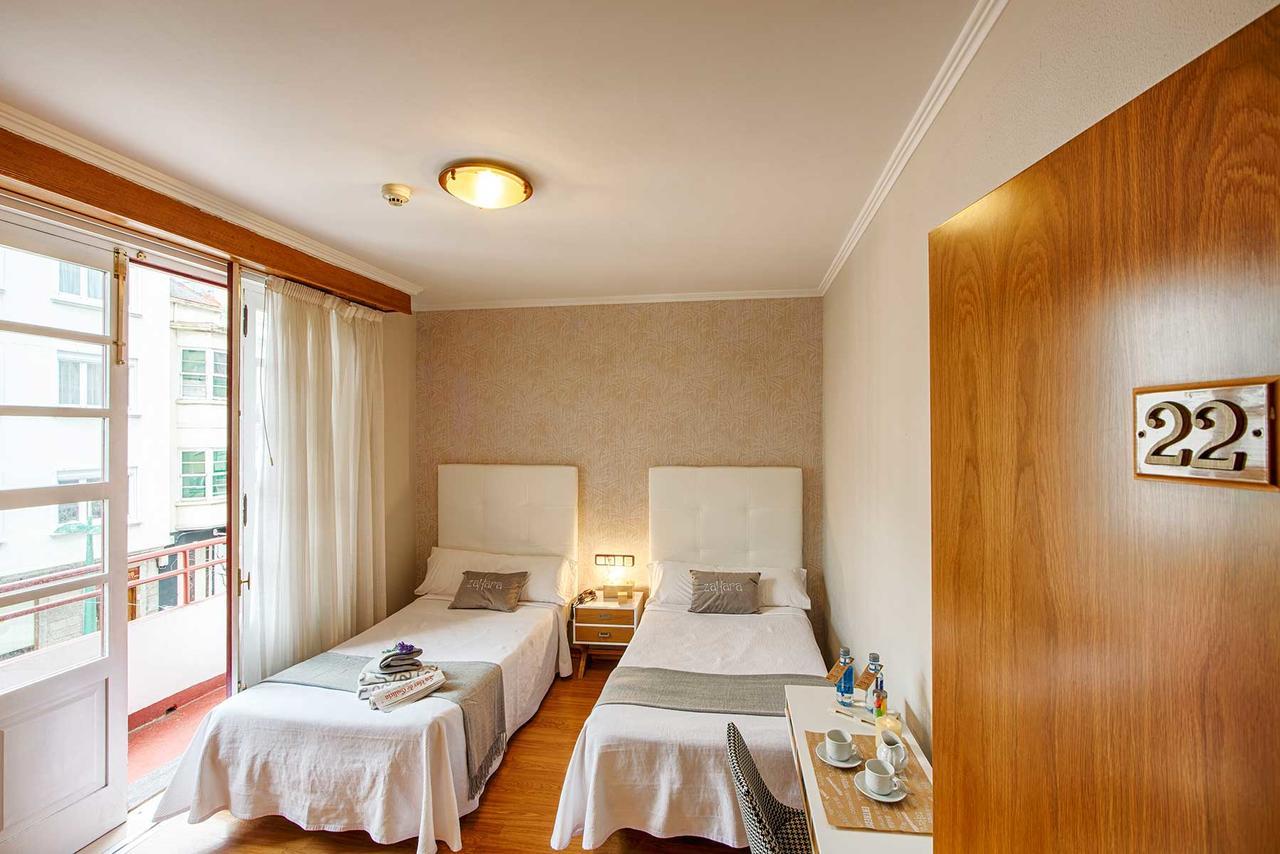 Hostal Zahara Ferrol Zewnętrze zdjęcie